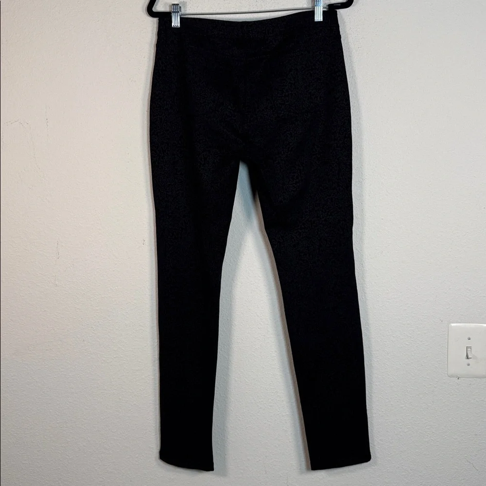 Eileen Fisher Black Textured Pants size 10 no signs of wear